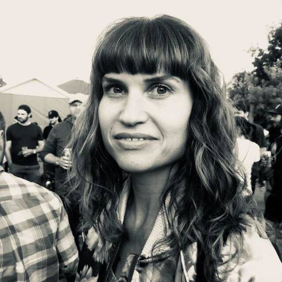 Meet your Posher, Julie-anne - Picture 1 of 1